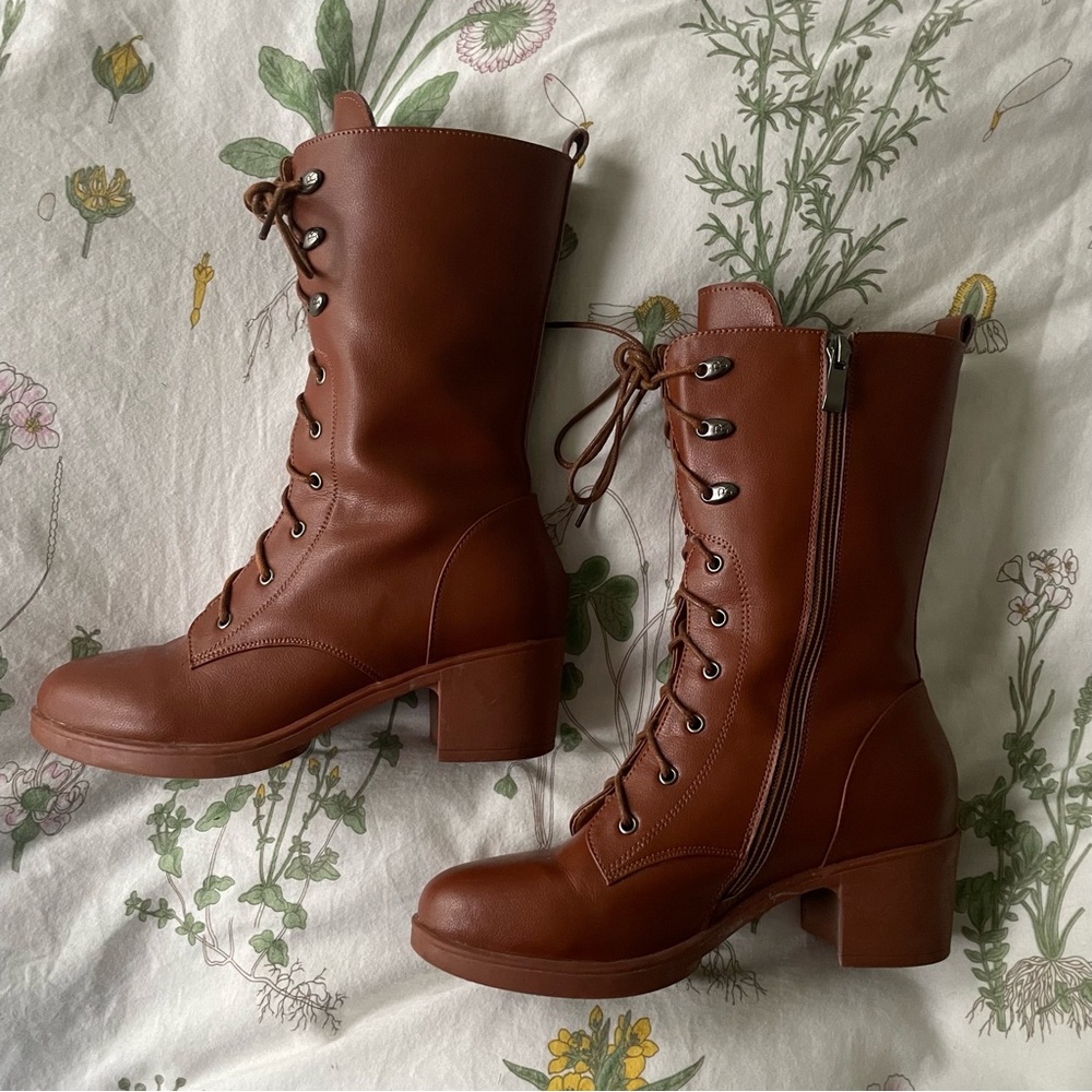 Edwardian Inspired Brown Lace-up Boots by “Ecosusi”